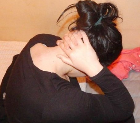 Începe judecata individului din Târguşor care şi-ar violat fiica vitregă
